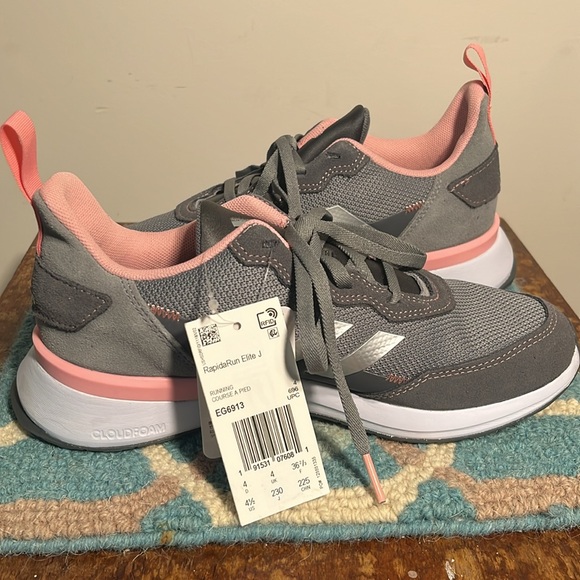 Adidas Running Shoes - Picture 5 of 9